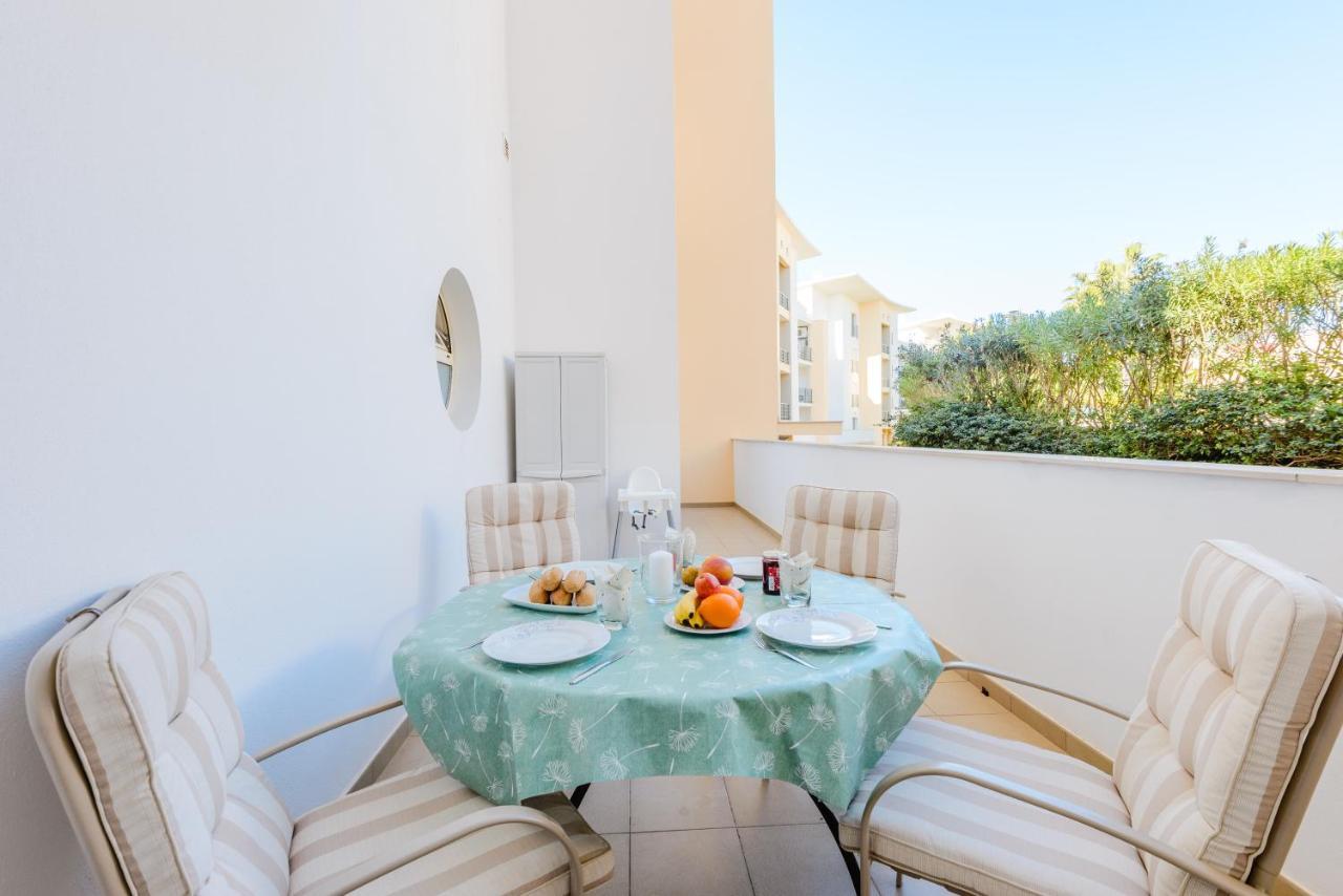 Bnb Homes Ocean View Apartment With Huge Sunny Terrace, 2 Swimming Pools & Tennis Court アルブフェイラ エクステリア 写真