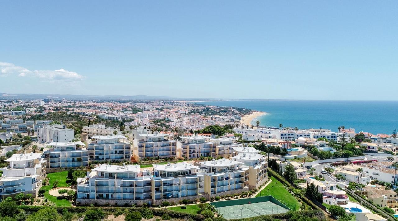 Bnb Homes Ocean View Apartment With Huge Sunny Terrace, 2 Swimming Pools & Tennis Court アルブフェイラ エクステリア 写真