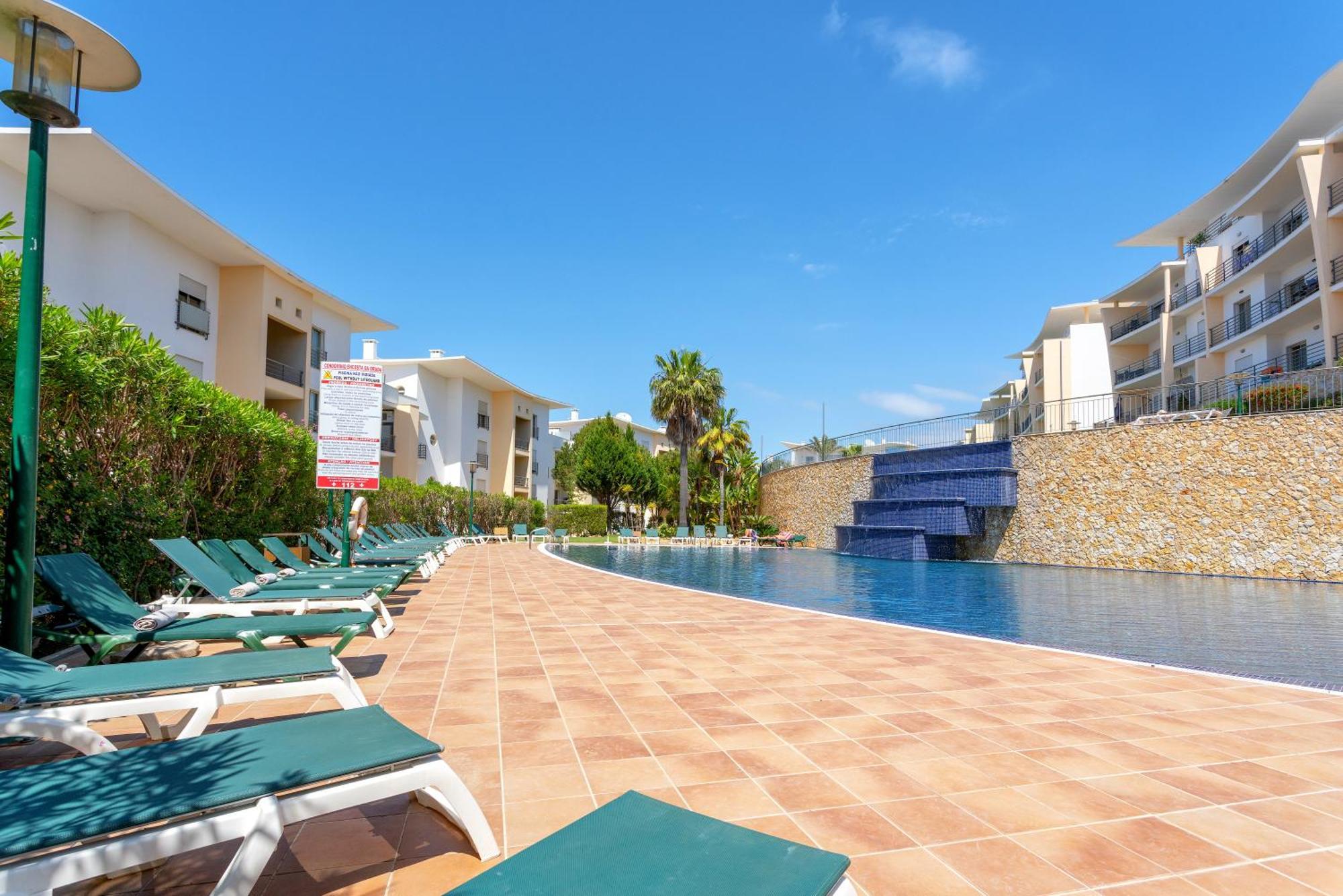 Bnb Homes Ocean View Apartment With Huge Sunny Terrace, 2 Swimming Pools & Tennis Court アルブフェイラ エクステリア 写真